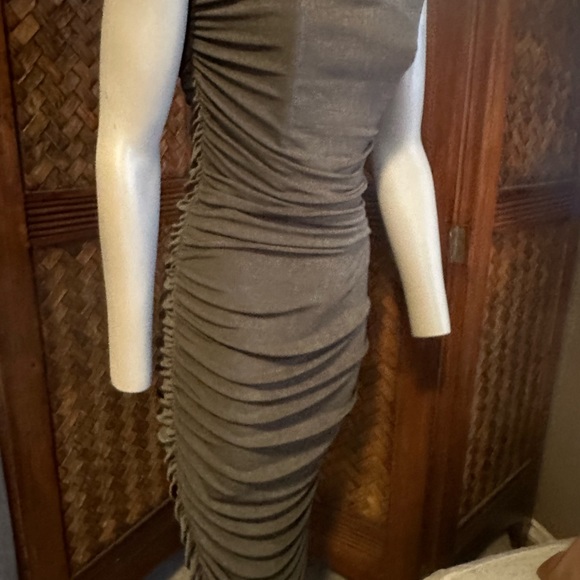 NWOT Miss Lola “Mable” brand Large Midi Dress - Olive Green (Never Worn!) - Picture 3 of 7